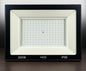 Reflector LED 200W – Luz Cálida 3000K