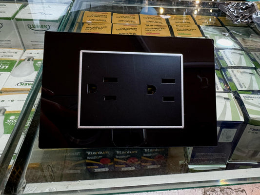 Toma Doble Black Mirror