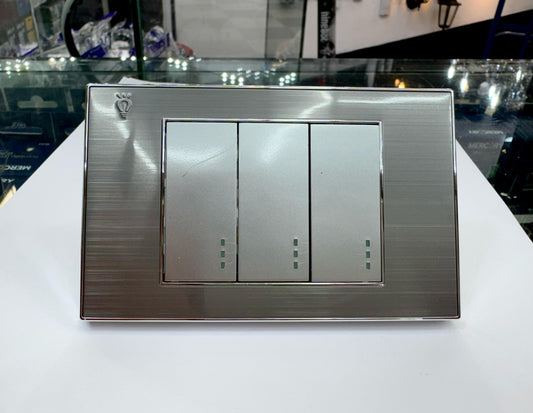 Interruptor Triple Premium Stainless | Color Acero