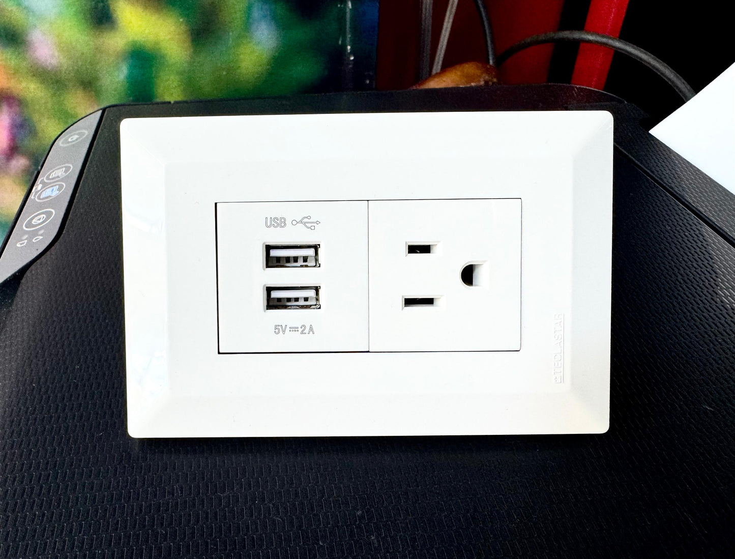 Toma + USB Vant Blanca