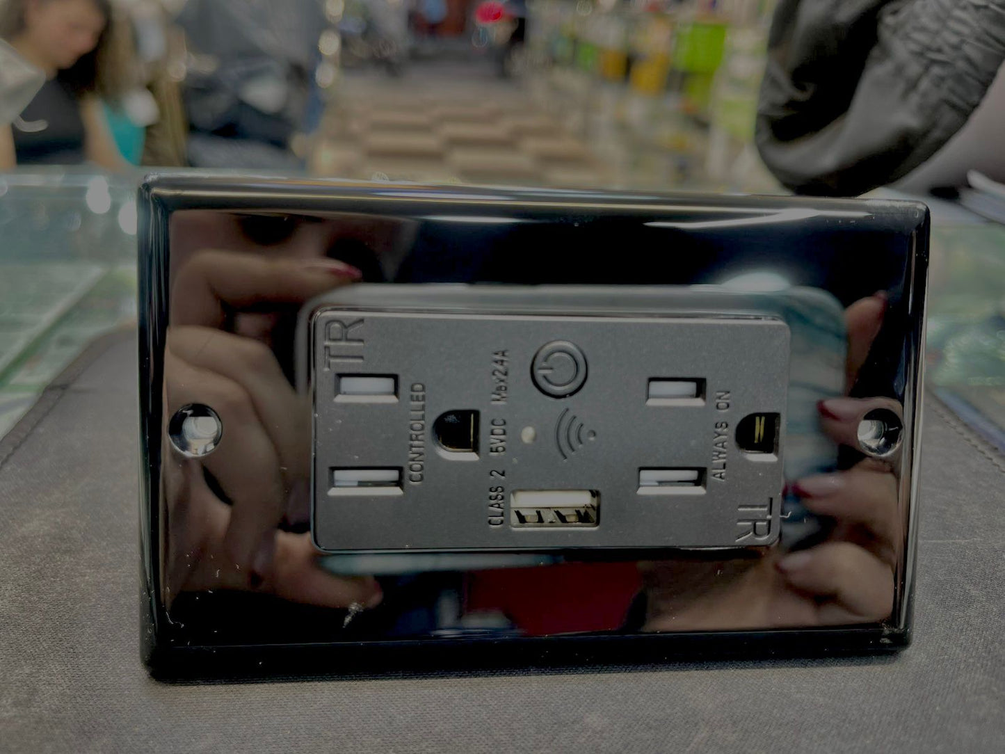 Toma Doble Smart- WIFI Negra